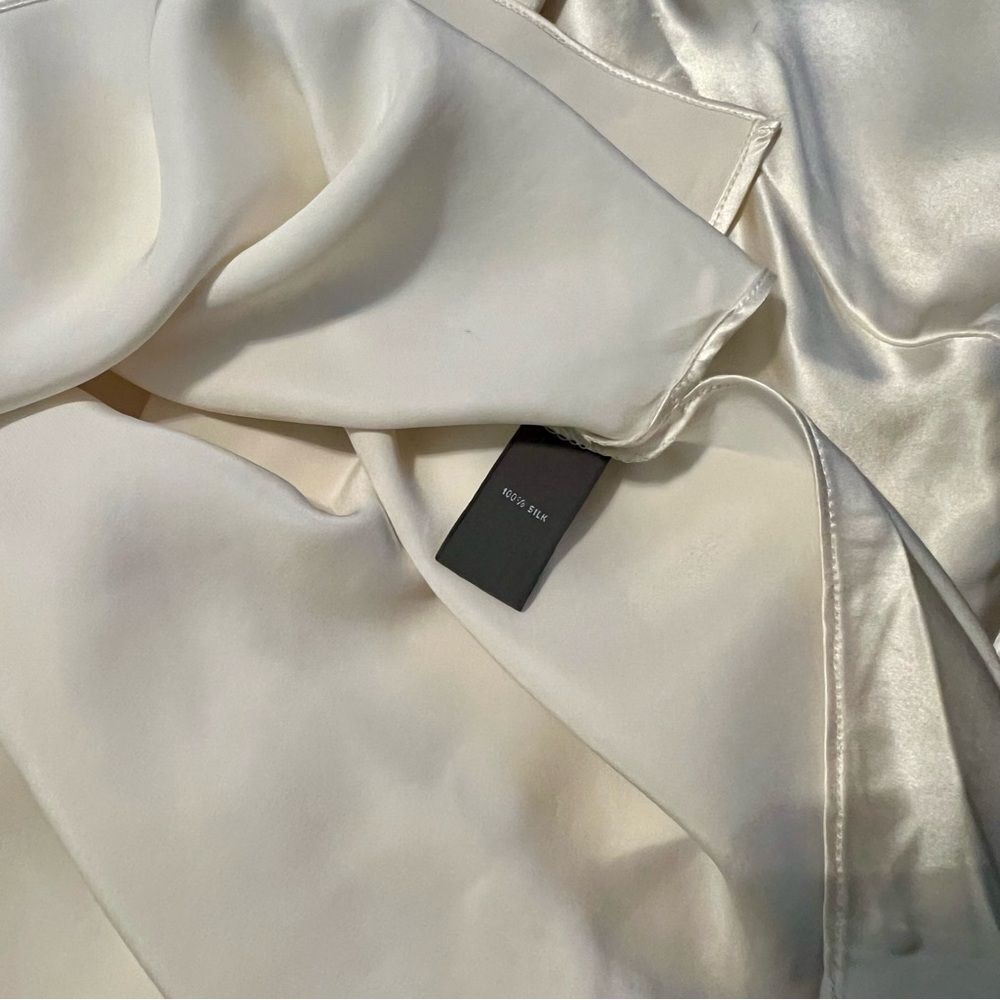 Josephine Chaus 100% Silk Ivory Long Sleeve Neck Twist Cut Out Top 10 M - Picture 15 of 16